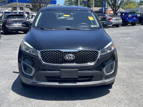 Used 2017 Kia Sorento L FWD image 3