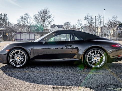 Used 2017 Porsche 911 Carrera image 19