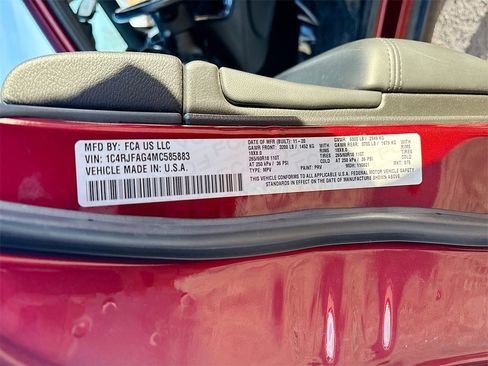 Used 2021 Jeep Grand Cherokee Laredo X image 31