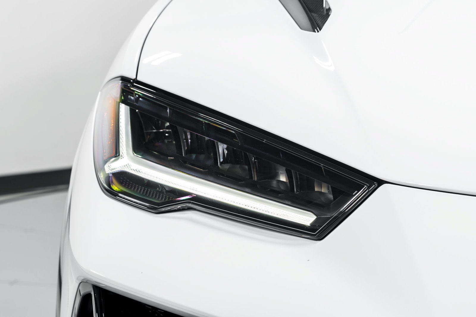 Used 2024 Lamborghini Urus Performante AWD/4WD image 47