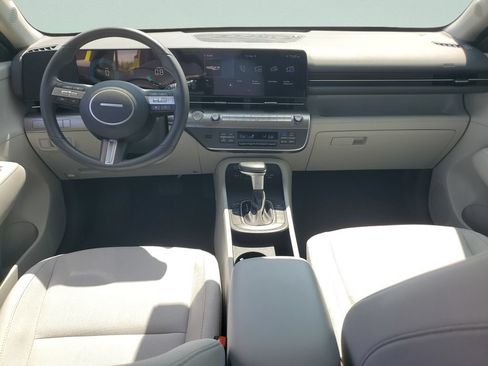 Used 2024 Hyundai Kona SEL FWD image 11