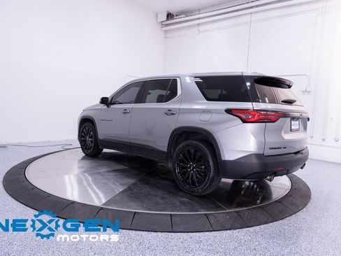 Used 2023 Chevrolet Traverse RS w/ LPO, Floor Liner Package AWD/4WD image 34