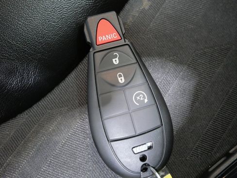 Used 2022 Jeep Cherokee Latitude w/ Sun & Sound Group image 28