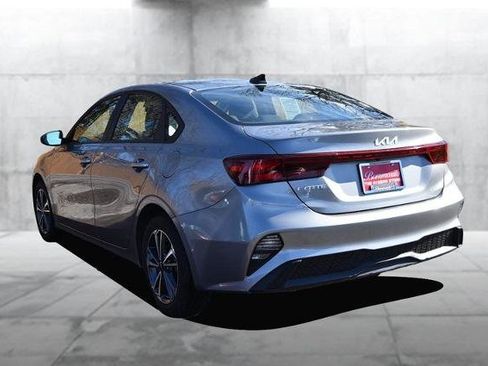 Used 2024 Kia Forte LXS image 7