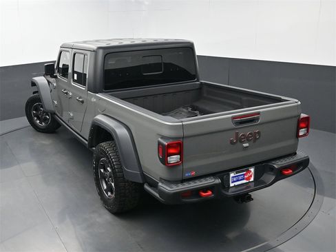 Used 2023 Jeep Gladiator Rubicon w/ Trailer Tow Package image 34