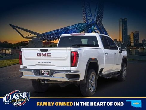Used 2025 GMC Sierra 2500 SLT w/ SLT Convenience Package AWD/4WD image 7