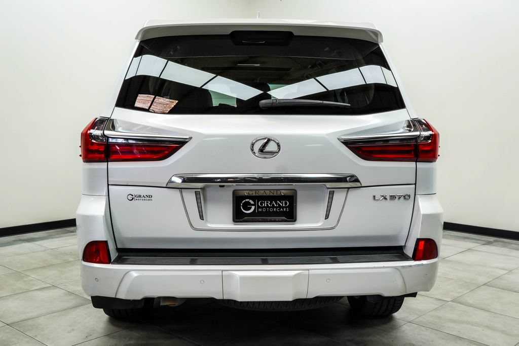Used 2018 Lexus LX 570 4WD image 11