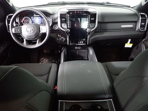 New 2026 RAM 1500 4x4 Crew Cab image 33