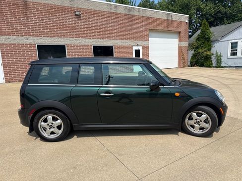 Used 2009 MINI Cooper Clubman Hardtop FWD image 4