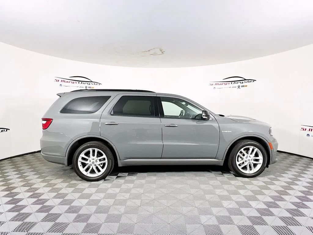 Used 2024 Dodge Durango R/T AWD/4WD image 9