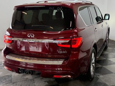 Used 2021 INFINITI QX80 Luxe w/ All-Season Package image 11