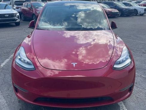 Used 2021 Tesla Model Y Long Range AWD/4WD image 1