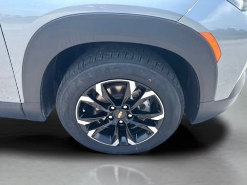 Used 2021 Chevrolet TrailBlazer LT w/ Premium Seating Package FWD image 39