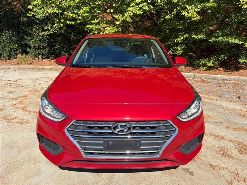 Used 2022 Hyundai Accent SE FWD image 2