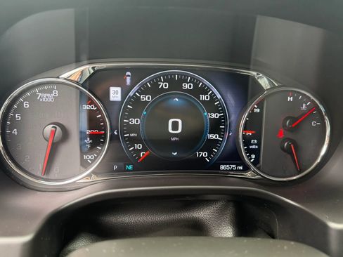 Used 2017 GMC Acadia Denali w/ Technology Package AWD/4WD image 26