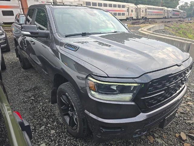 Used 2022 RAM 1500 Big Horn AWD/4WD image 3