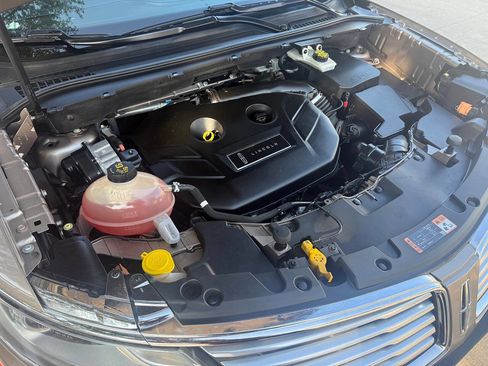 Used 2018 Lincoln MKC Reserve image 44