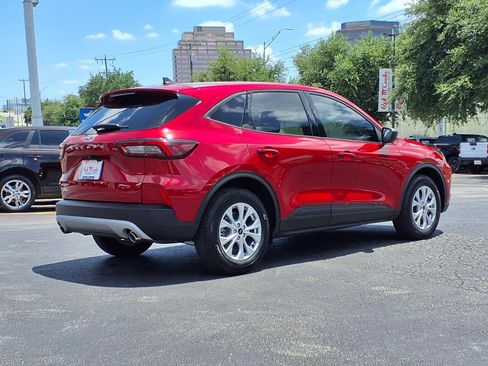 Certified 2025 Ford Escape Active FWD image 6