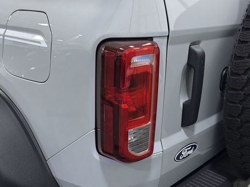 New 2026 Ford Bronco Heritage Edition AWD/4WD image 18