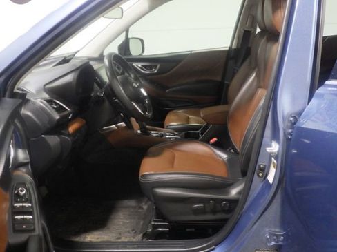 Used 2024 Subaru Forester Touring image 8