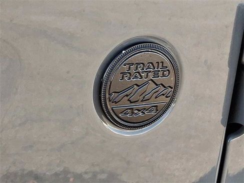 Certified 2020 Jeep Wrangler Unlimited Sahara image 30