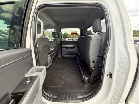 Used 2025 Ford F150 XLT w/ Equipment Group 302A MID RWD image 23