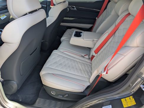New 2025 Genesis GV80 3.5T e-SC image 12