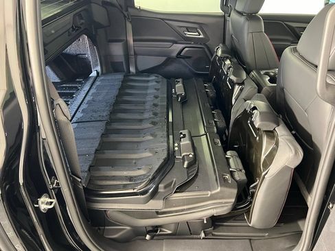 New 2024 Chevrolet Silverado EV RST AWD/4WD image 10