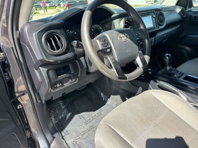 Used 2018 Toyota Tacoma SR w/ SR Convenience Package RWD image 24