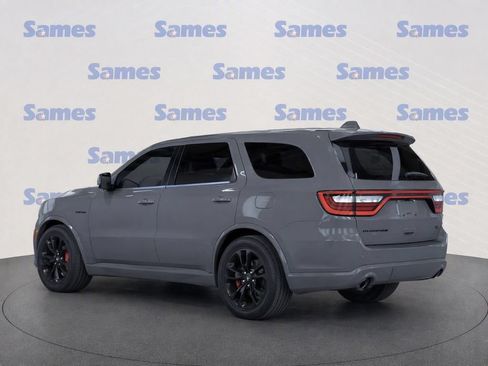 Used 2022 Dodge Durango R/T w/ Blacktop Package RWD image 4