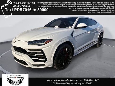 Used 2022 Lamborghini Urus image 1