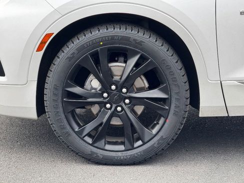 Used 2020 Chevrolet Blazer Premier w/ Driver Confidence II Package image 16