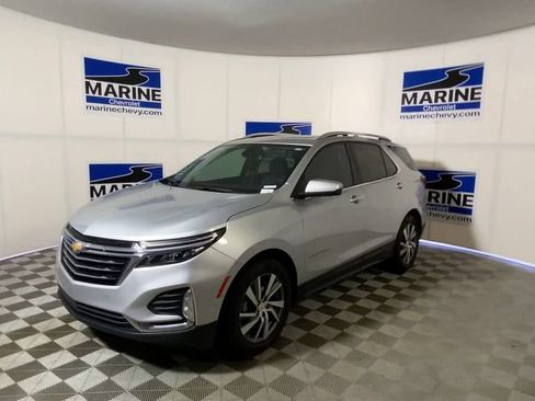 Used 2022 Chevrolet Equinox Premier FWD image 6