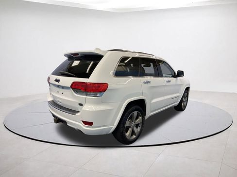 Used 2015 Jeep Grand Cherokee Overland image 6