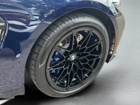Used 2025 BMW M4 Coupe w/ Executive Package RWD image 39