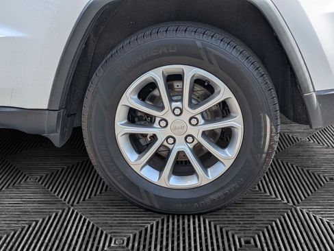 Used 2015 Jeep Grand Cherokee Limited w/ Luxury Group II AWD/4WD image 9
