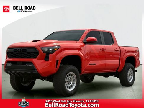 Used 2024 Toyota Tacoma TRD Sport image 1