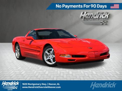 Used 2004 Chevrolet Corvette Coupe RWD image 1