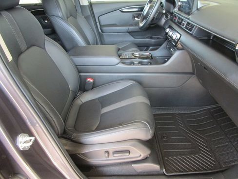 Used 2025 Honda Pilot EX-L image 26