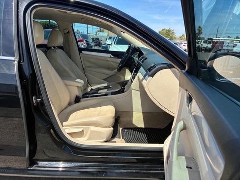 Used 2013 Volkswagen Passat 2.5 SE FWD image 27