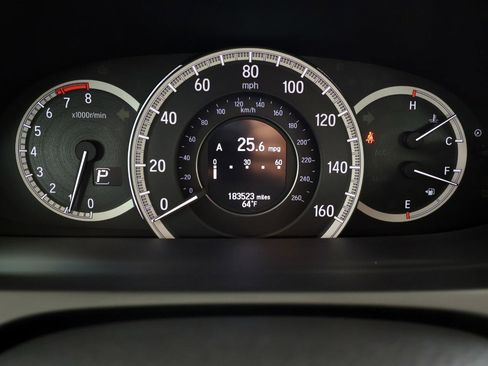 Used 2016 Honda Accord Touring image 26