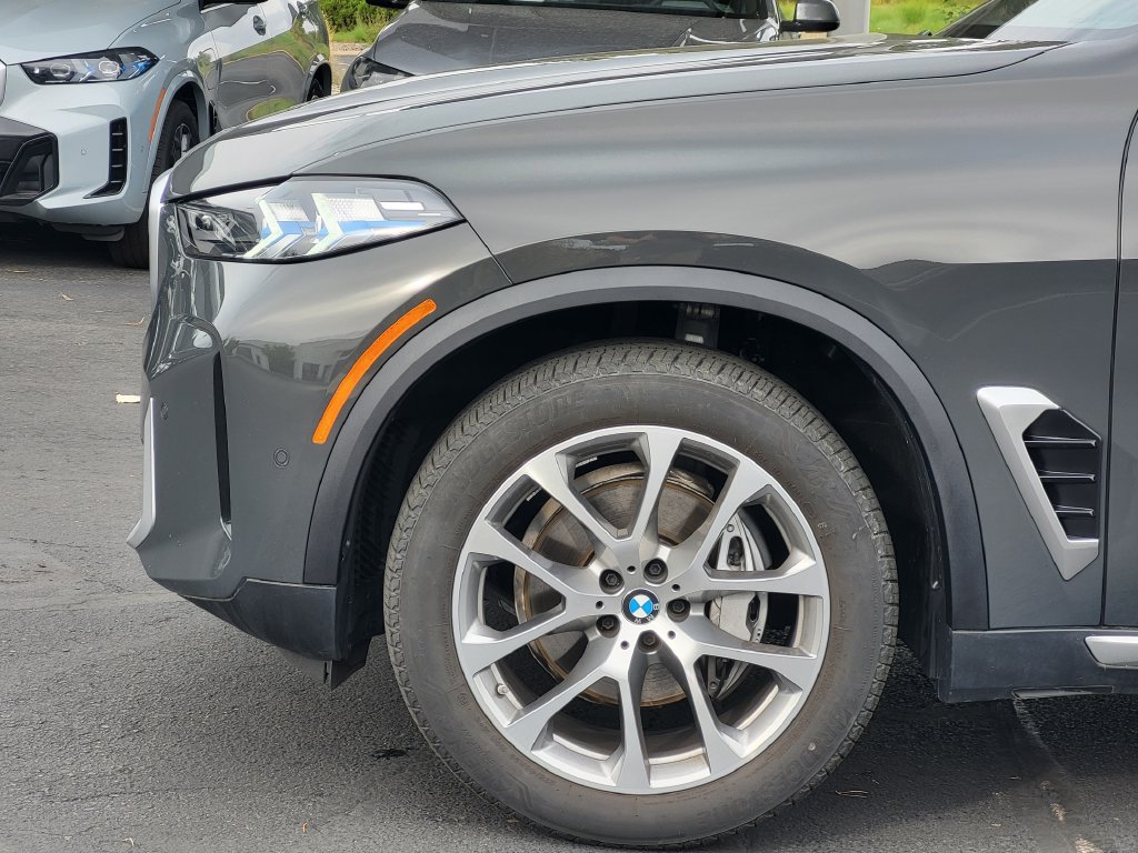 Used 2026 BMW X5 xDrive40i AWD/4WD image 6