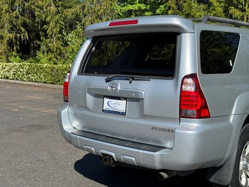 Used 2007 Toyota 4Runner Sport AWD/4WD image 16