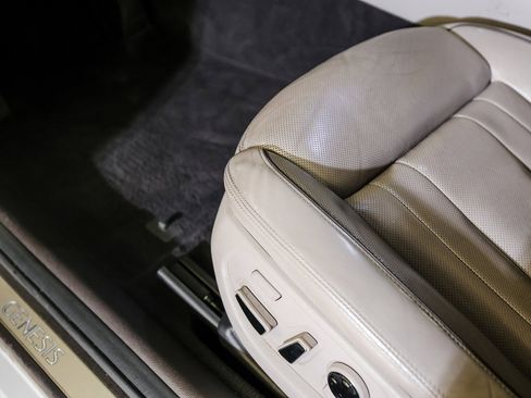 Used 2017 Genesis G80 5.0 Ultimate image 14