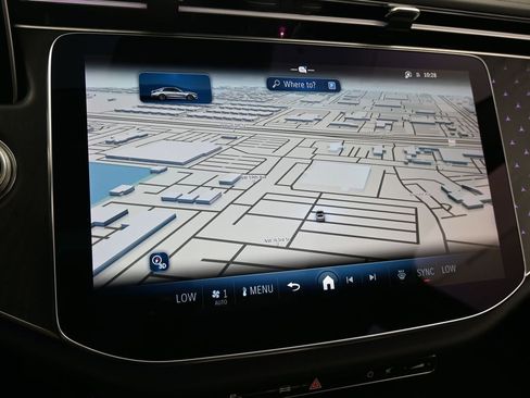 Used 2025 Mercedes-Benz E 350 Sedan image 23