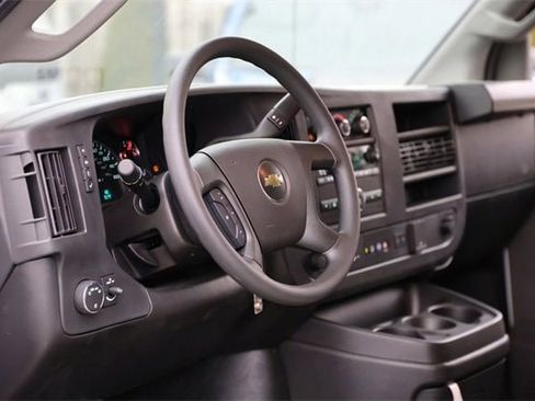 New 2024 Chevrolet Express 2500 image 11