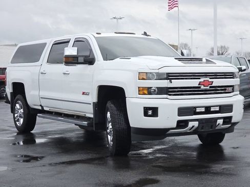 Used 2017 Chevrolet Silverado 2500 LTZ w/ Duramax Plus Package image 18