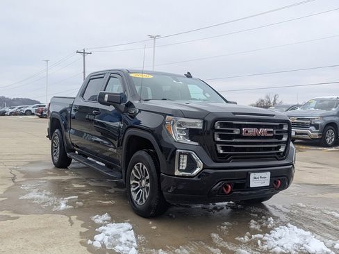 Used 2020 GMC Sierra 1500 AT4 w/ AT4 Premium Package image 5