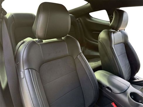 Used 2017 Ford Mustang Shelby GT350 image 30