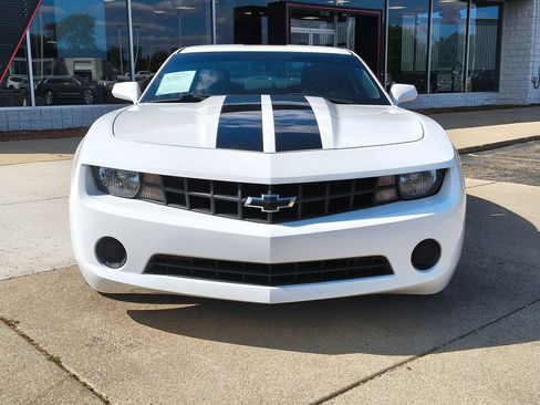 Used 2013 Chevrolet Camaro LS RWD image 9